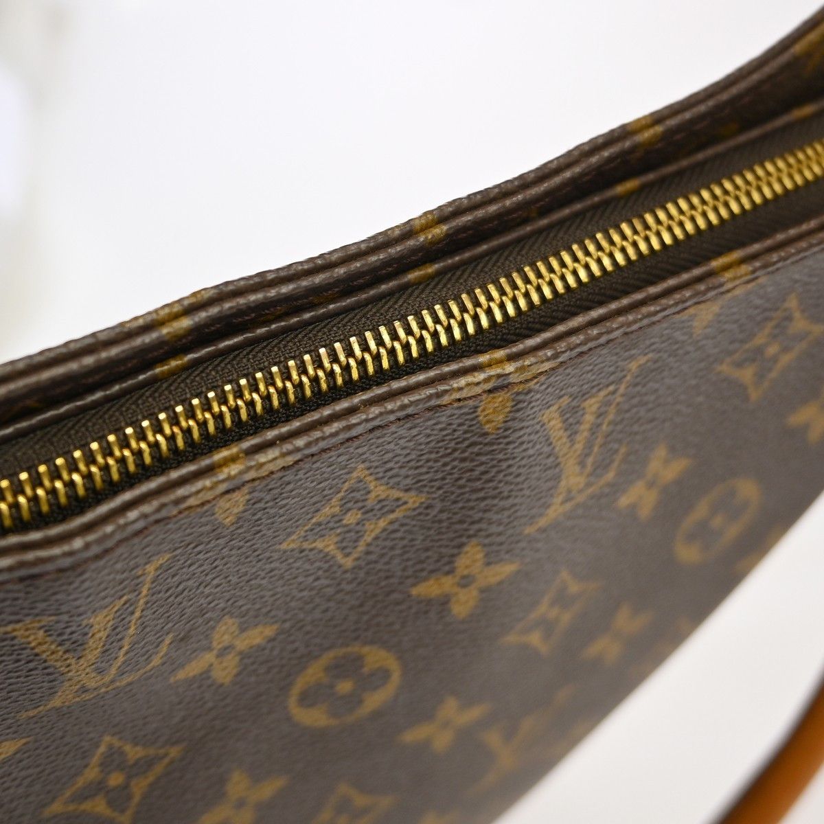 Louis Vuitton Louis Vuitton Monogram Looping Handbag Monogram Canvas Size ONE SIZE - 9 Thumbnail