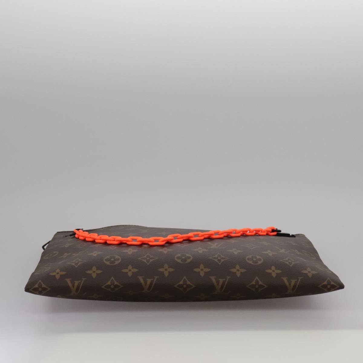 Louis Vuitton Louis Vuitton Solar Ray A4 Pouch Monogram Canvas Size ONE SIZE - 22 Thumbnail