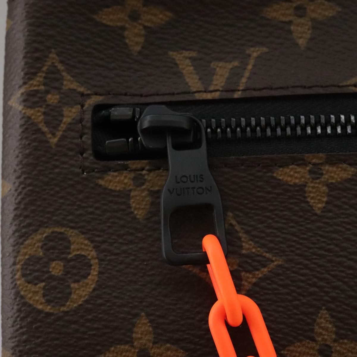 Louis Vuitton Louis Vuitton Solar Ray A4 Pouch Monogram Canvas Size ONE SIZE - 16 Thumbnail