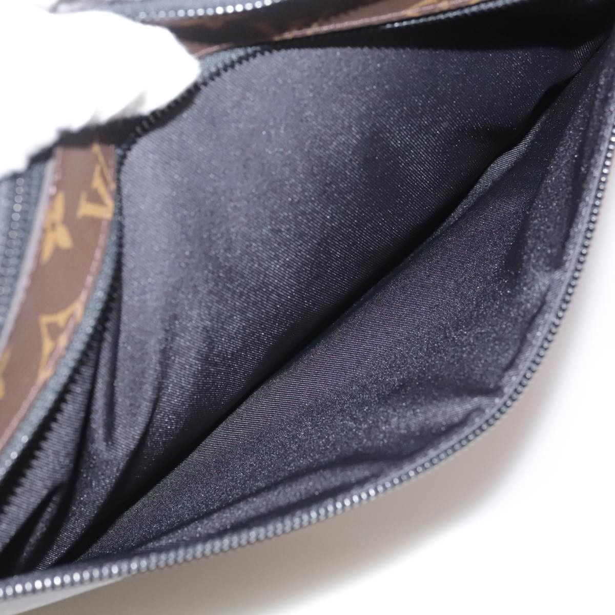 Louis Vuitton Louis Vuitton Solar Ray A4 Pouch Monogram Canvas Size ONE SIZE - 17 Thumbnail