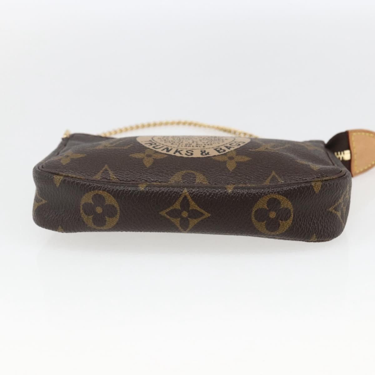 Louis Vuitton Louis Vuitton Pochette Accessoires Limited Edition Monogram Trunk Size ONE SIZE - 17 Thumbnail