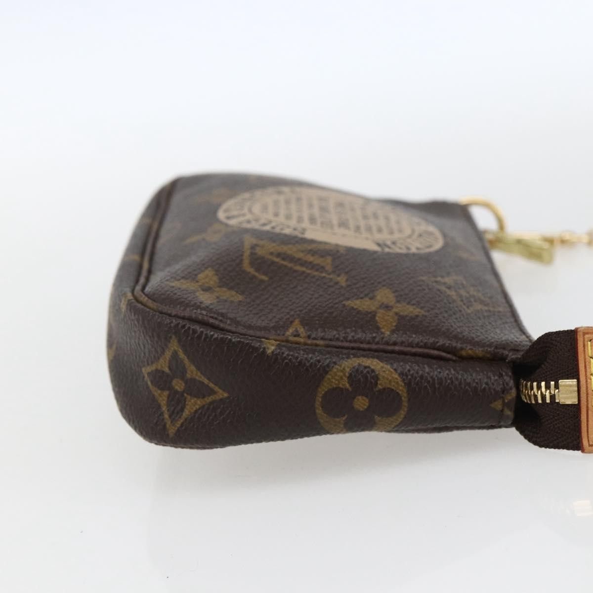 Louis Vuitton Louis Vuitton Pochette Accessoires Limited Edition Monogram Trunk Size ONE SIZE - 3 Thumbnail