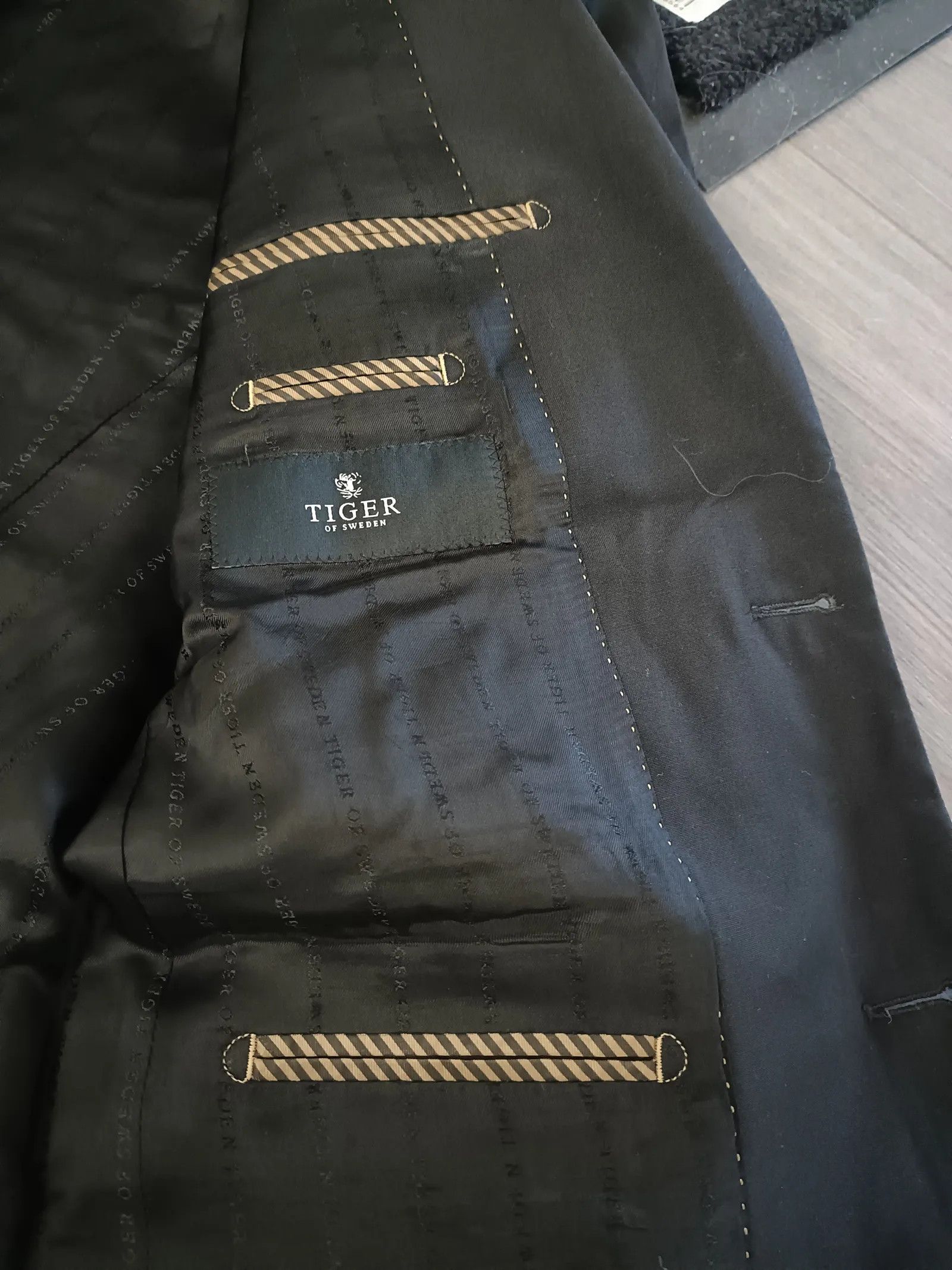 Tiger of Sweden Tiger of Sweden Blazer Size 40R - 2 Thumbnail