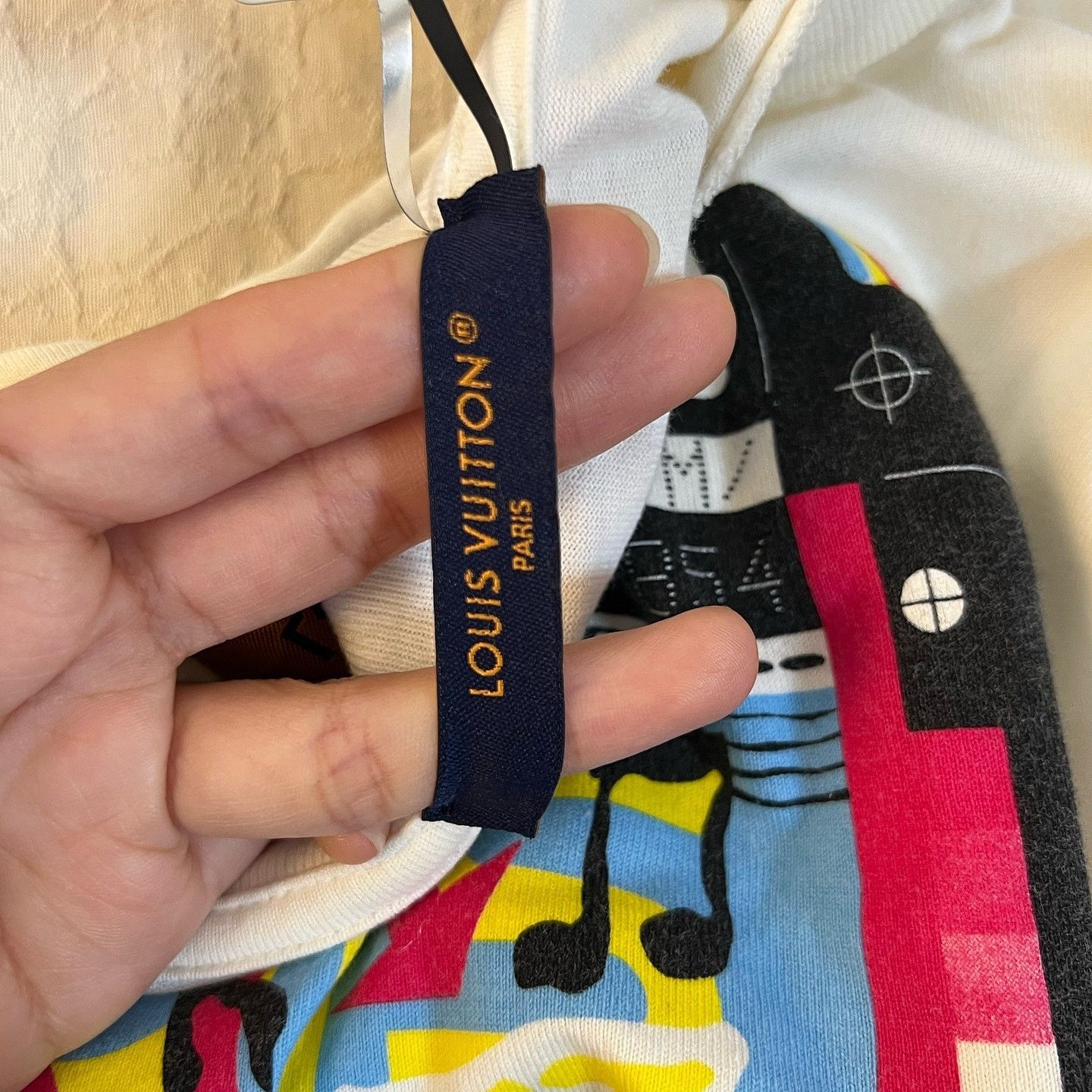 Louis Vuitton Louis Vuitton Musical Composition Print T-Shirt Size L Size US L / EU 52-54 / 3 - 17 Thumbnail