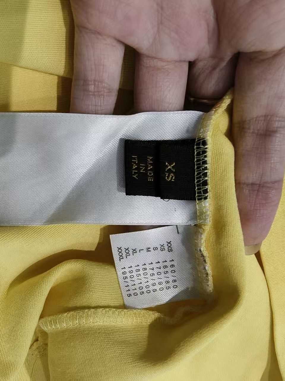Louis Vuitton Louis Vuitton Damier Pocket T-Shirt Size XS Size US XS / EU 42 / 0 - 4 Thumbnail