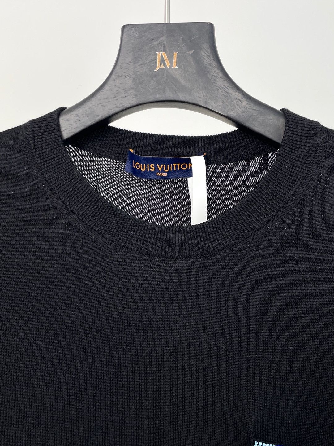 Louis Vuitton Louis Vuitton Marque Logo Pocket T-Shirt Size L Size US L / EU 52-54 / 3 - 3 Thumbnail