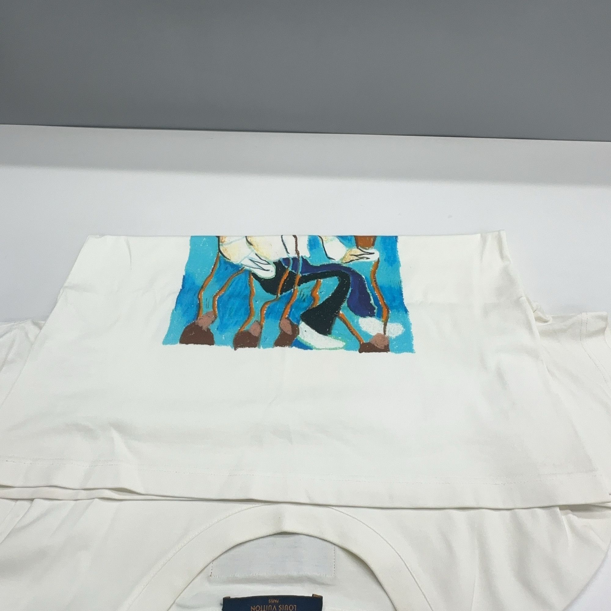 Louis Vuitton Louis Vuitton Graphic T-Shirt US S Size US S / EU 44-46 / 1 - 12 Thumbnail
