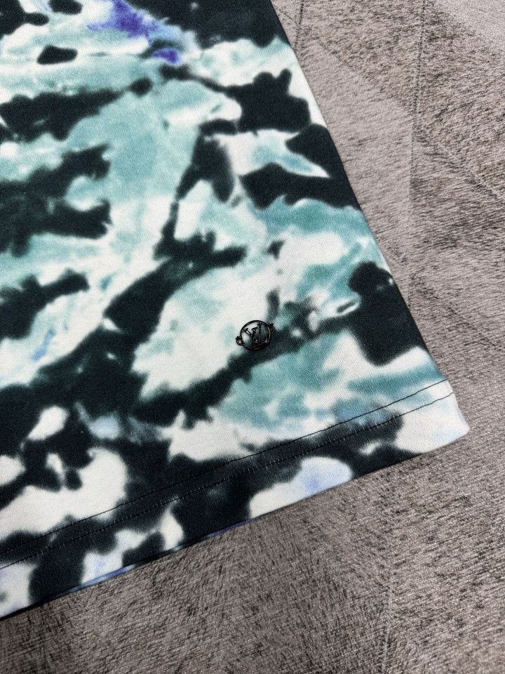 Louis Vuitton Louis Vuitton Tie-Dye Short Sleeve T-Shirt Size M Size US M / EU 48-50 / 2 - 8 Thumbnail