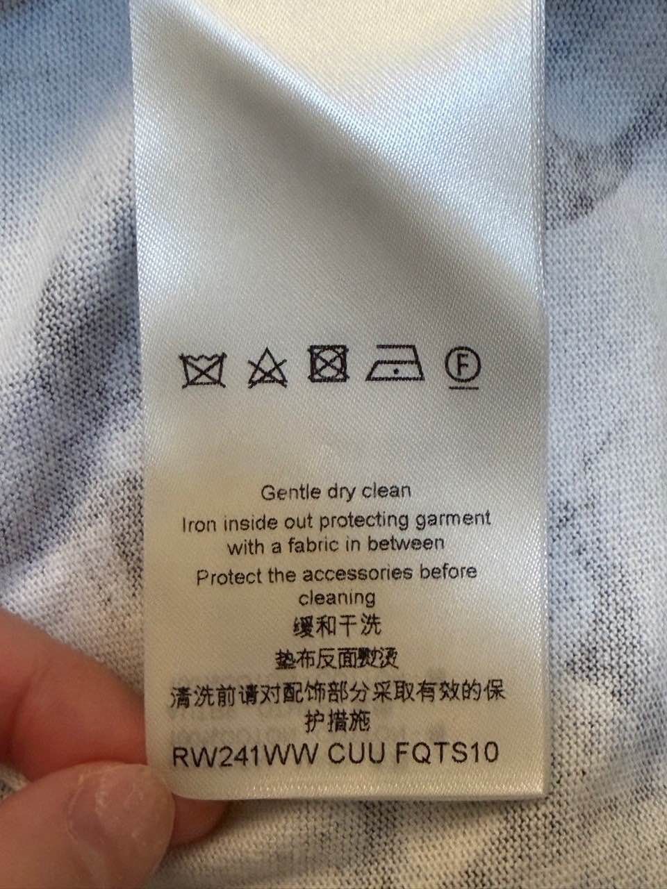 Louis Vuitton Louis Vuitton Monogram Flower T-Shirt Size XL Size XL / US 12-14 / IT 48-50 - 4 Thumbnail