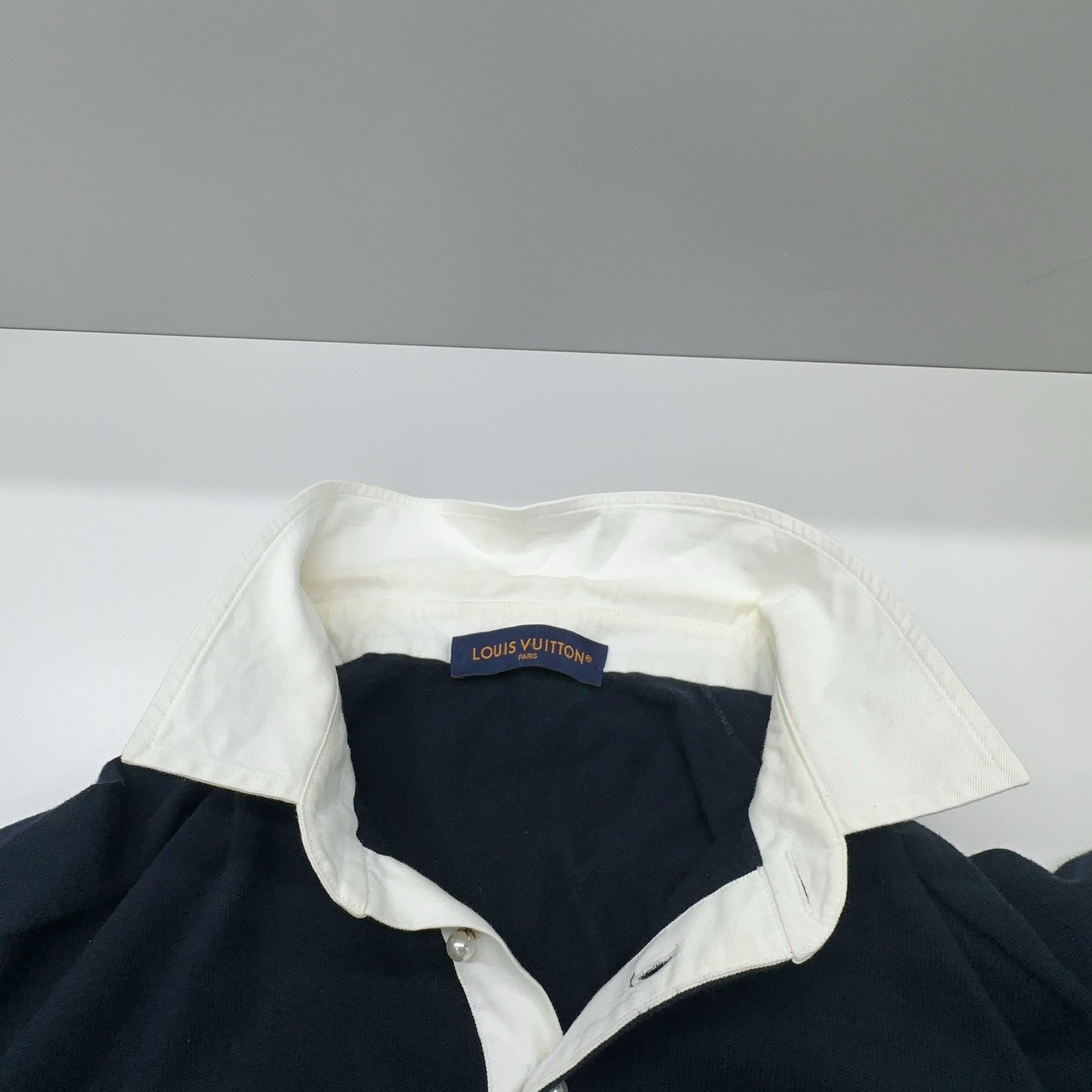 Louis Vuitton Louis Vuitton Logo Embroidered Polo Navy Size XXL Size US XXL / EU 58 / 5 - 5 Thumbnail