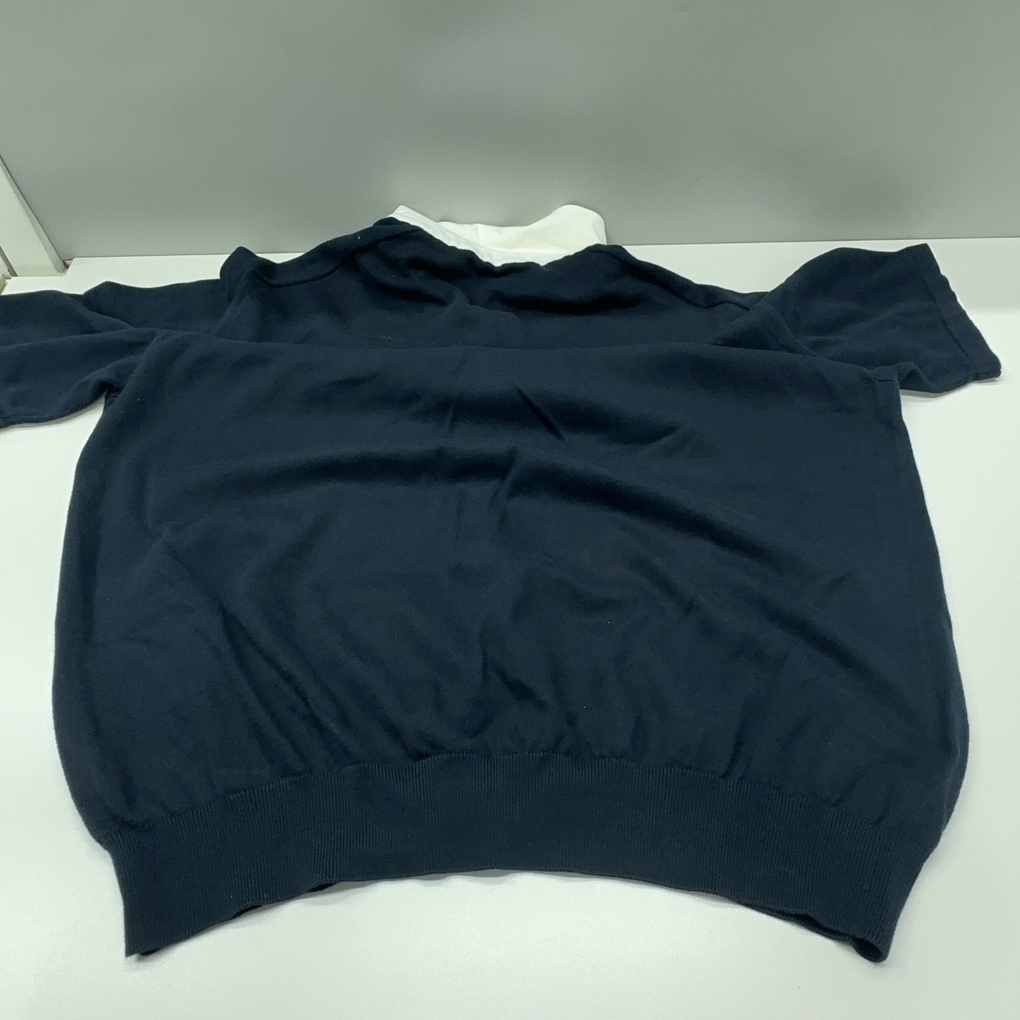 Louis Vuitton Louis Vuitton Logo Embroidered Polo Navy Size XXL Size US XXL / EU 58 / 5 - 14 Thumbnail