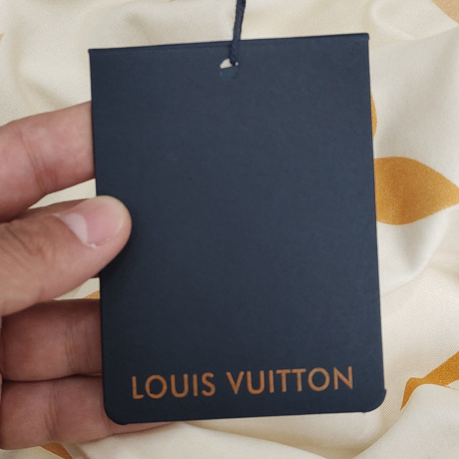 Louis Vuitton Louis Vuitton Monogram Ruffle Sleeve T-Shirt Size M Size M / US 6-8 / IT 42-44 - 9 Thumbnail