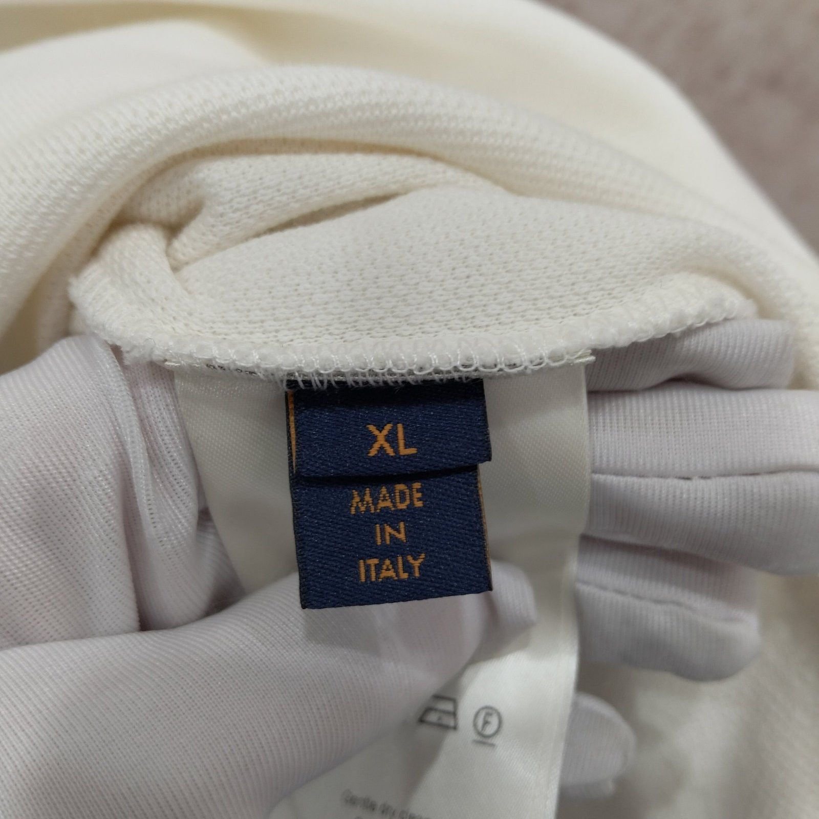 Louis Vuitton Louis Vuitton Monogram Pocket T-Shirt Size XL Size US XL / EU 56 / 4 - 5 Thumbnail