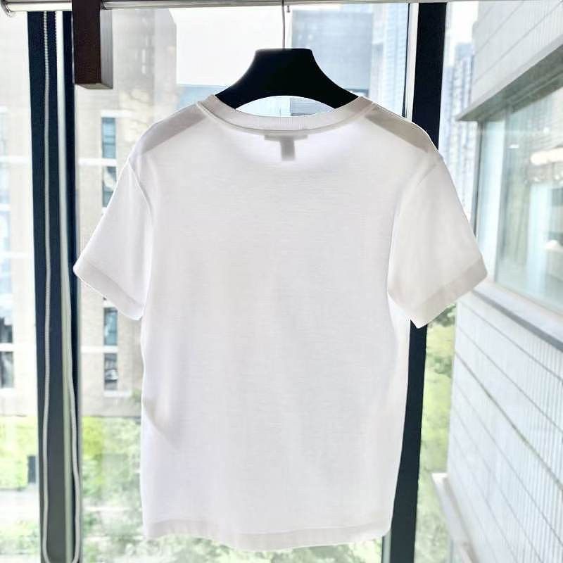 Louis Vuitton Louis Vuitton Monogram Pocket T-Shirt Size XS Size XS / US 0-2 / IT 36-38 - 2 Thumbnail