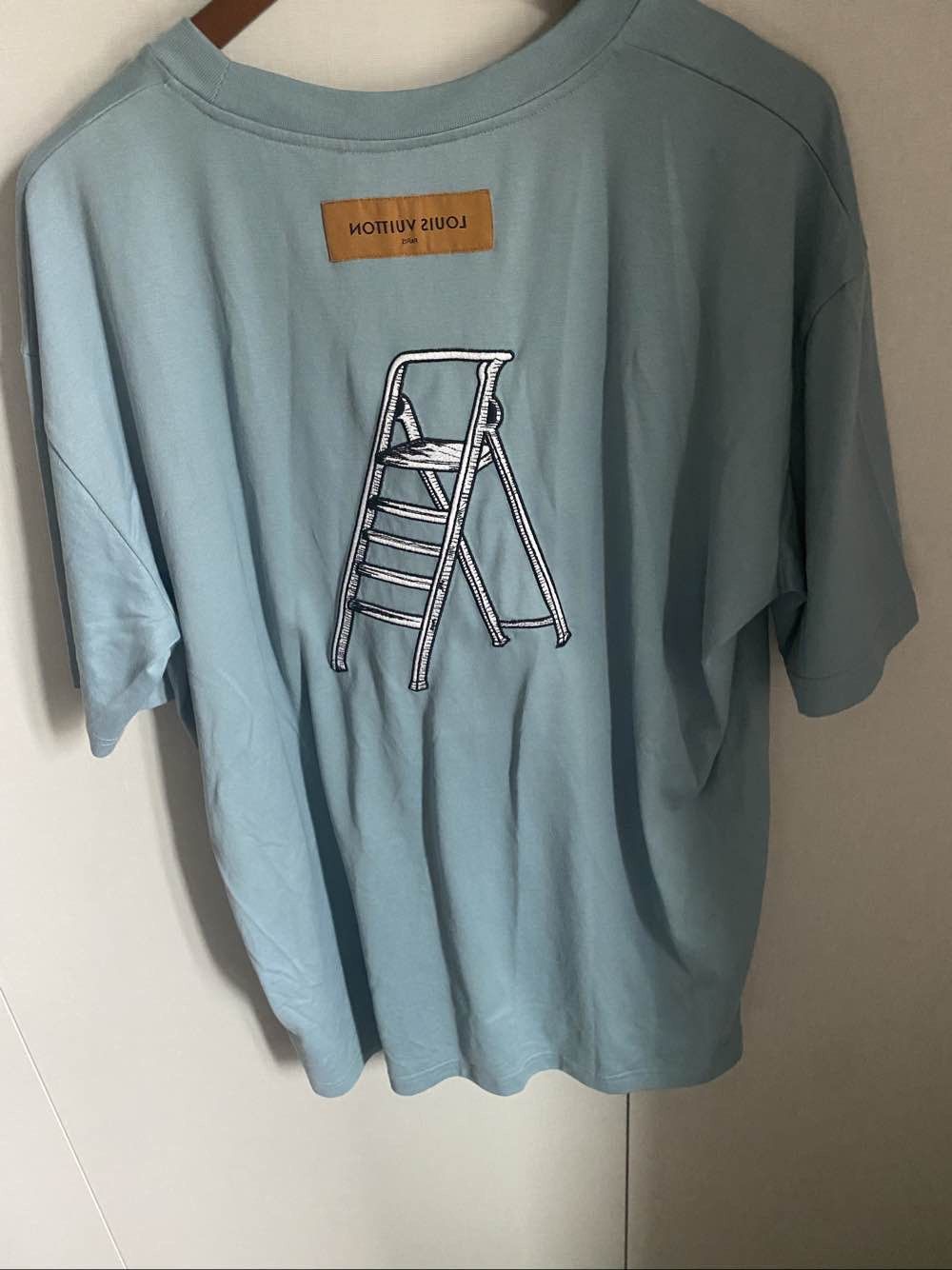 Louis Vuitton Louis Vuitton Embroidered Graphic T-Shirt XXL Size US XXL / EU 58 / 5 - 2 Thumbnail