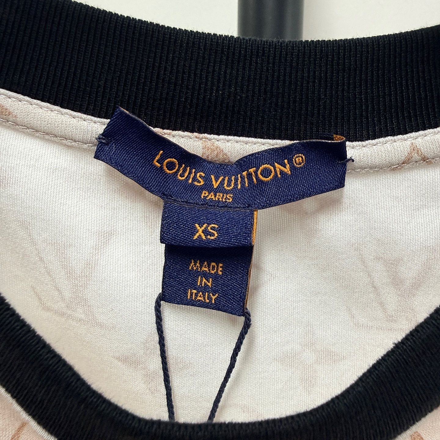 Louis Vuitton Louis Vuitton Monogram Short Sleeve T-Shirt Size XS Size XS / US 0-2 / IT 36-38 - 3 Thumbnail