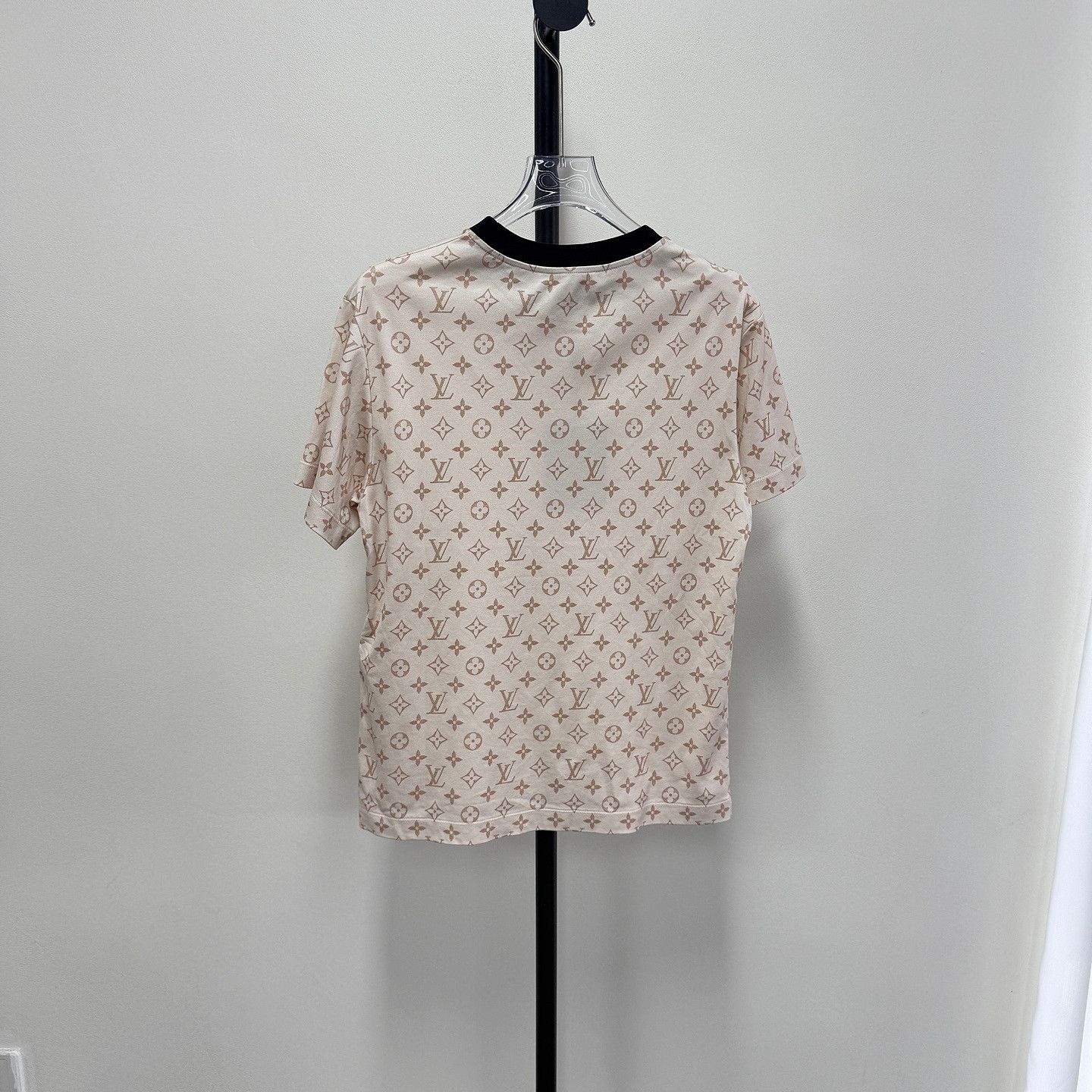 Louis Vuitton Louis Vuitton Monogram Short Sleeve T-Shirt Size XS Size XS / US 0-2 / IT 36-38 - 2 Thumbnail