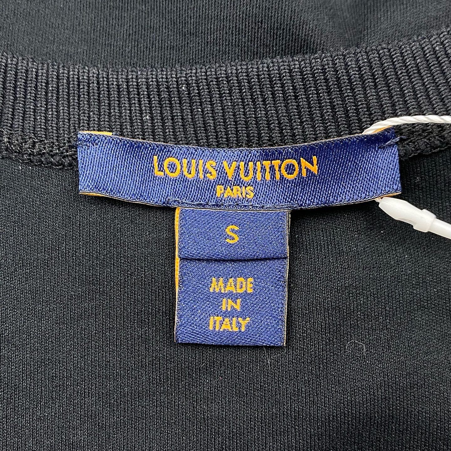 Louis Vuitton Louis Vuitton Monogram Short Sleeve T-Shirt Size S Size S / US 4 / IT 40 - 3 Thumbnail