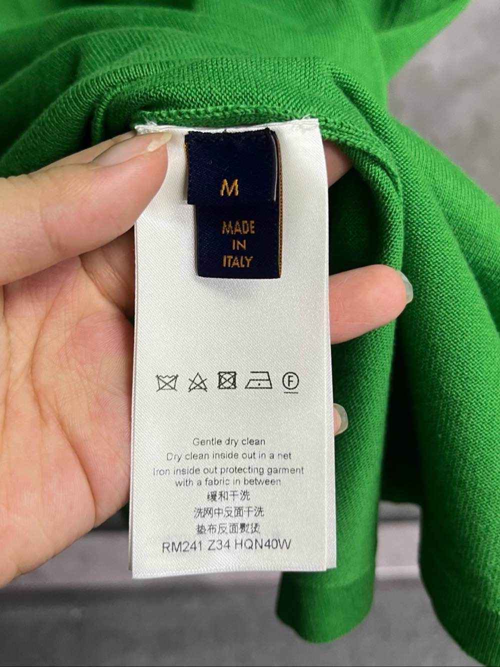 Louis Vuitton Louis Vuitton Monogram T-Shirt Size M Size US M / EU 48-50 / 2 - 4 Thumbnail