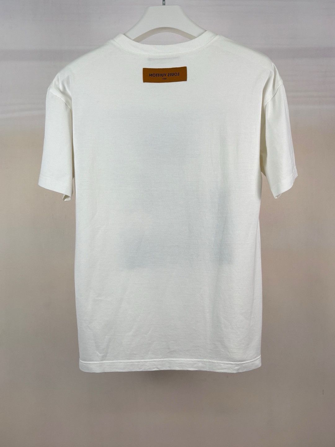 Louis Vuitton Louis Vuitton Room Print T-Shirt XL Size US XL / EU 56 / 4 - 2 Thumbnail