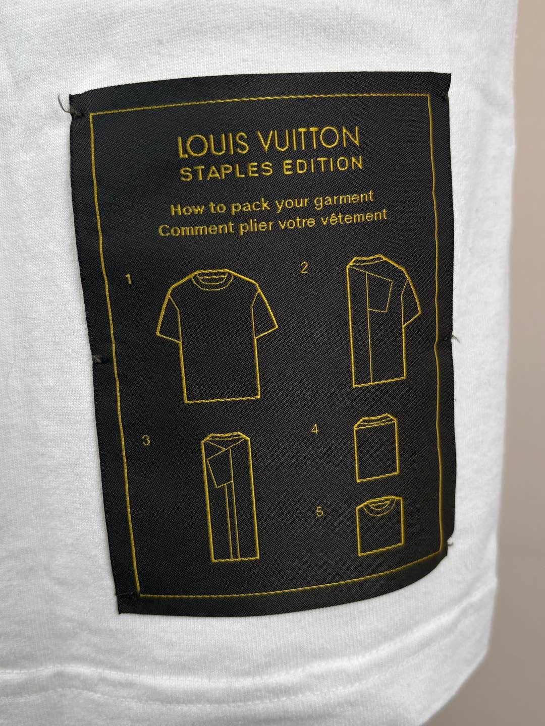 Louis Vuitton Louis Vuitton Staples Edition Logo T-Shirt Size XXL Size US XXL / EU 58 / 5 - 7 Thumbnail