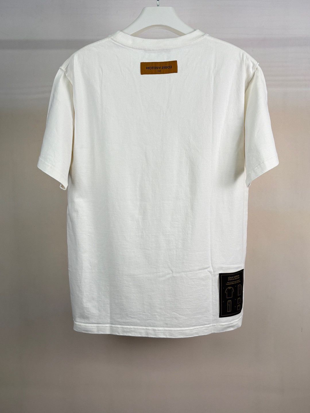 Louis Vuitton Louis Vuitton Staples Edition Logo T-Shirt Size XXL Size US XXL / EU 58 / 5 - 2 Thumbnail