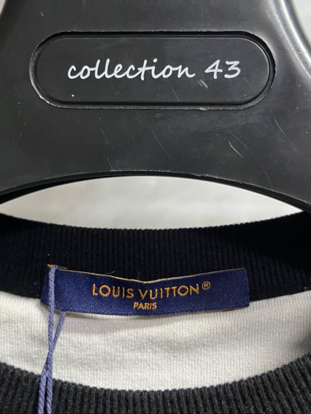 Louis Vuitton Louis Vuitton Graphical Logo T-Shirt Size XS Size US XS / EU 42 / 0 - 3 Thumbnail