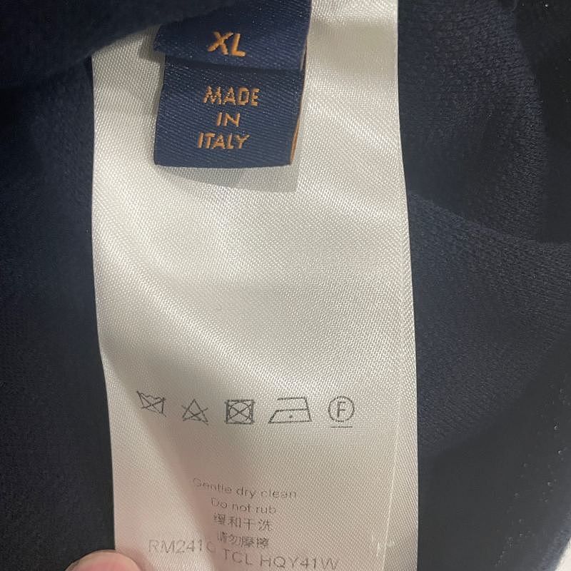 Louis Vuitton Louis Vuitton Monogram Pocket T-Shirt Size XL Size US XL / EU 56 / 4 - 4 Thumbnail