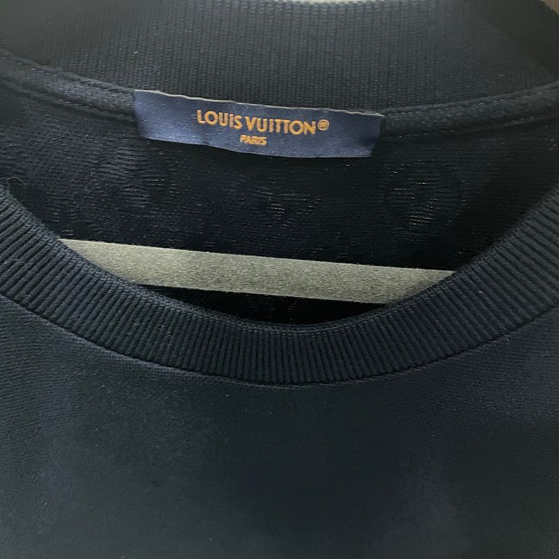 Louis Vuitton Louis Vuitton Monogram Pocket T-Shirt Size XL Size US XL / EU 56 / 4 - 3 Thumbnail
