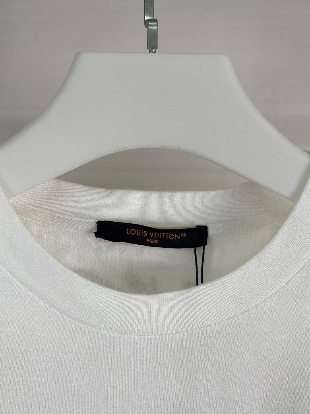 Louis Vuitton Louis Vuitton Crest Embroidery T-Shirt M Size US M / EU 48-50 / 2 - 5 Thumbnail