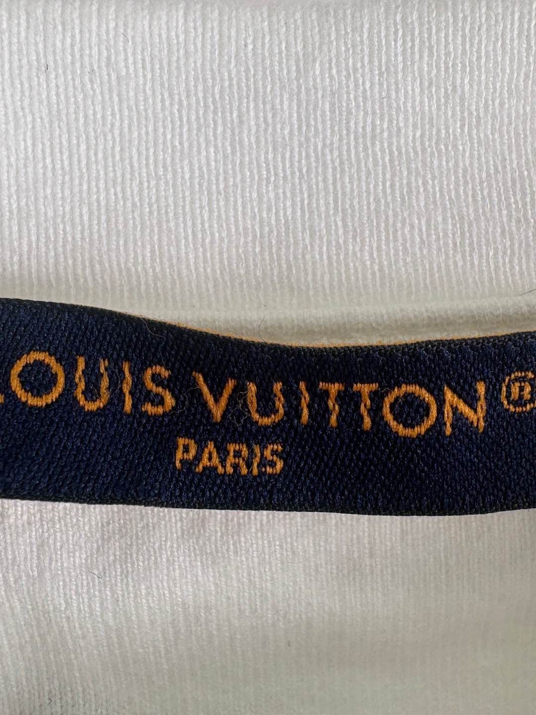 Louis Vuitton Louis Vuitton Crest Embroidery T-Shirt M Size US M / EU 48-50 / 2 - 3 Thumbnail