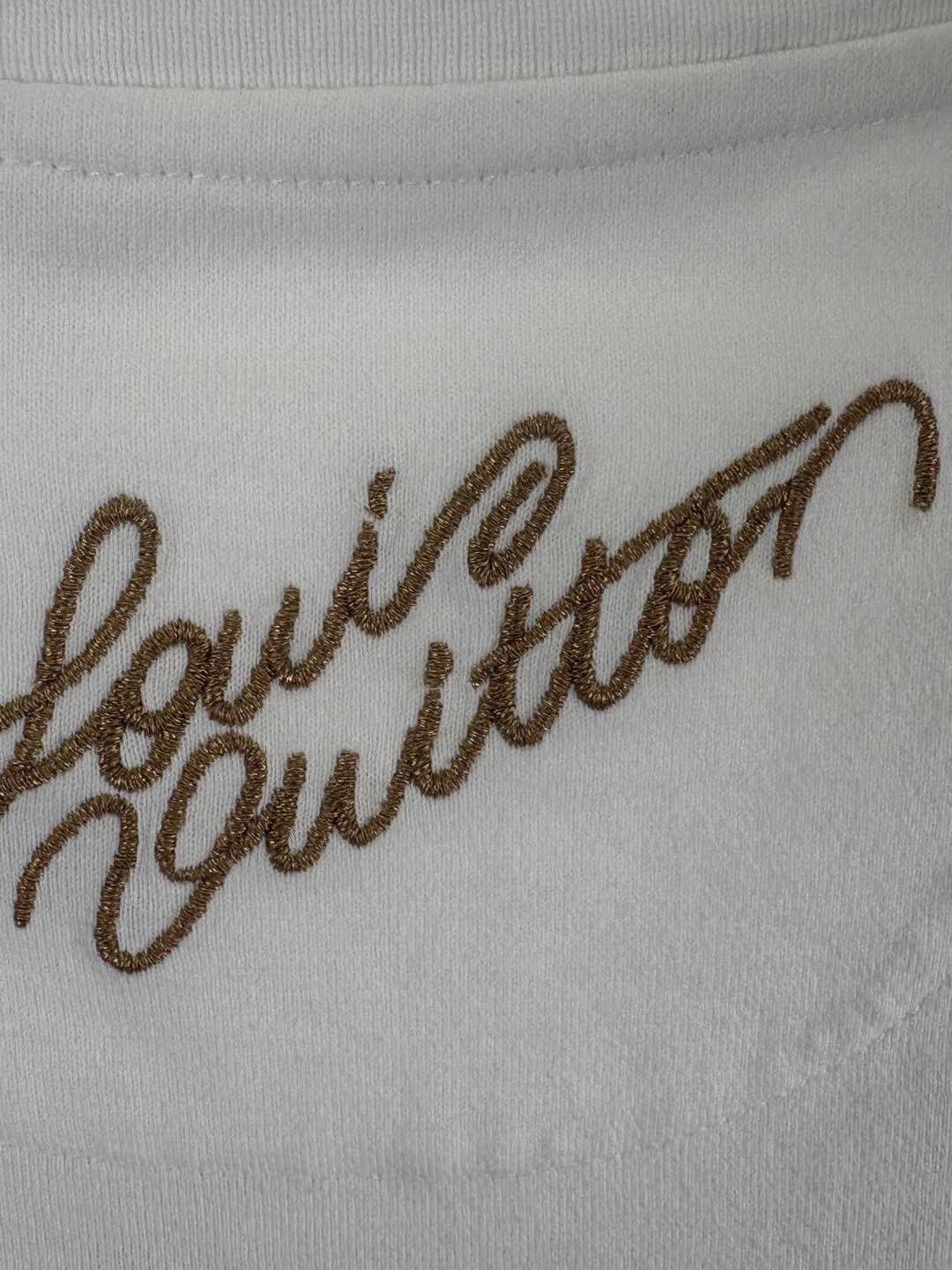 Louis Vuitton Louis Vuitton Crest Embroidery T-Shirt M Size US M / EU 48-50 / 2 - 7 Thumbnail
