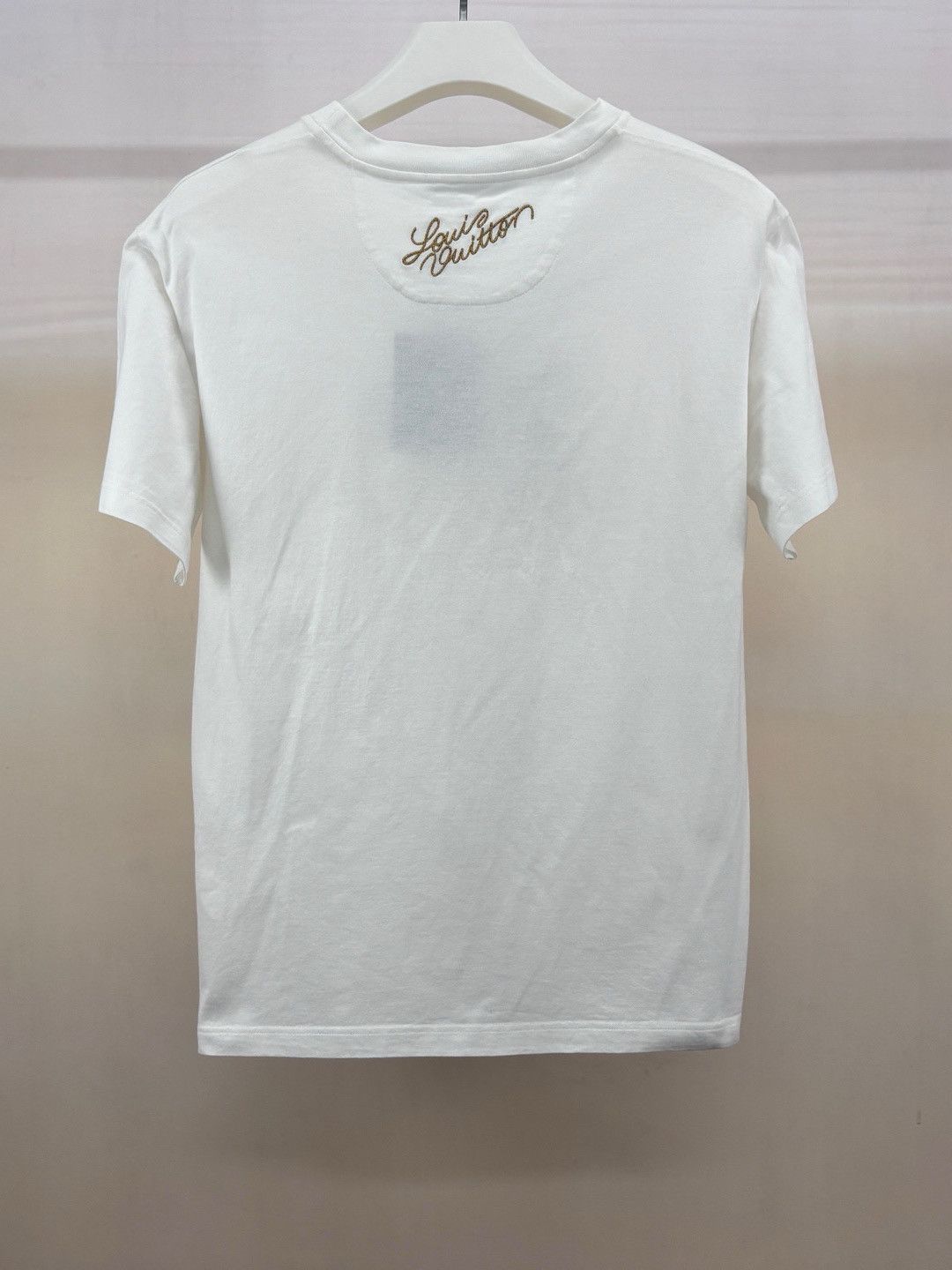 Louis Vuitton Louis Vuitton Crest Embroidery T-Shirt M Size US M / EU 48-50 / 2 - 2 Thumbnail