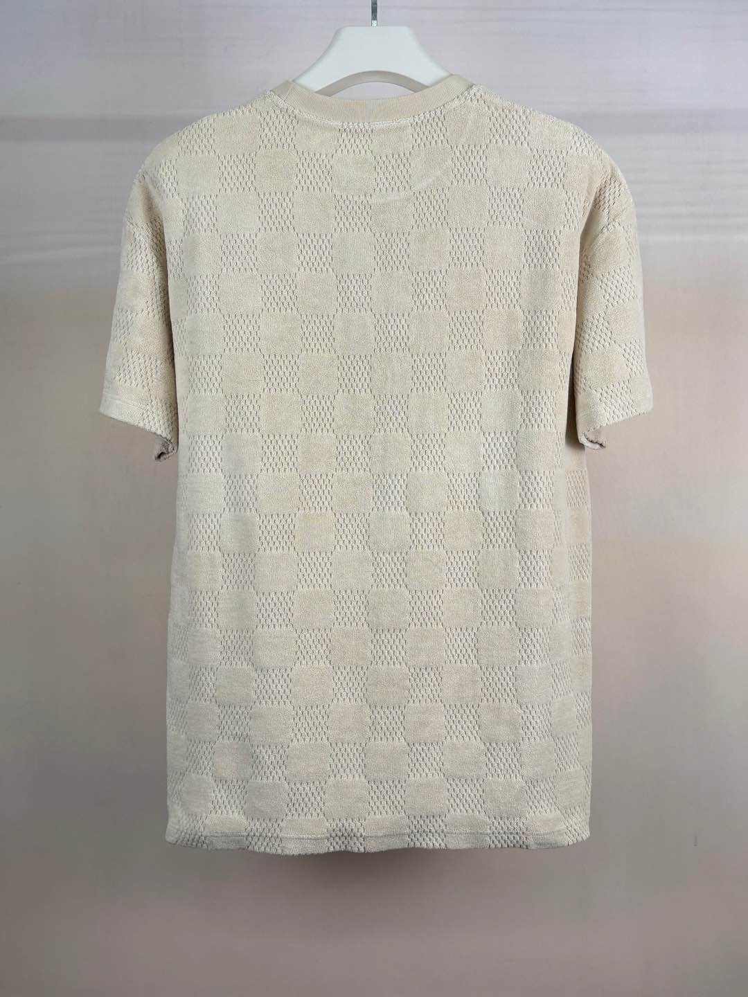 Louis Vuitton Louis Vuitton Damier Pattern T-Shirt Size XL Size US XL / EU 56 / 4 - 2 Thumbnail