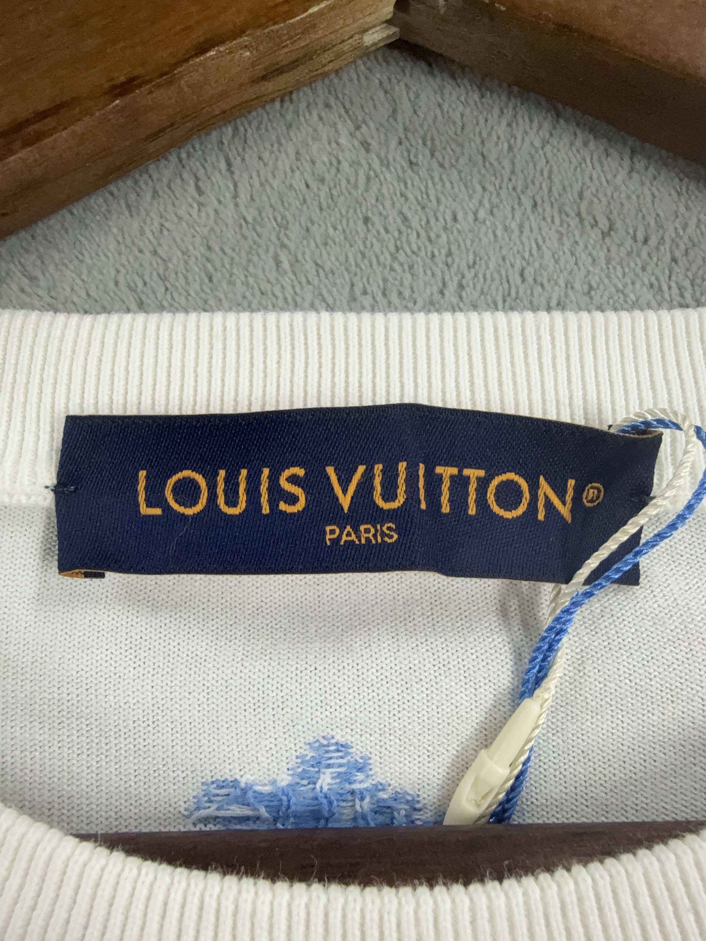 Louis Vuitton Louis Vuitton Landscape Print T-Shirt Size L Size US L / EU 52-54 / 3 - 3 Thumbnail