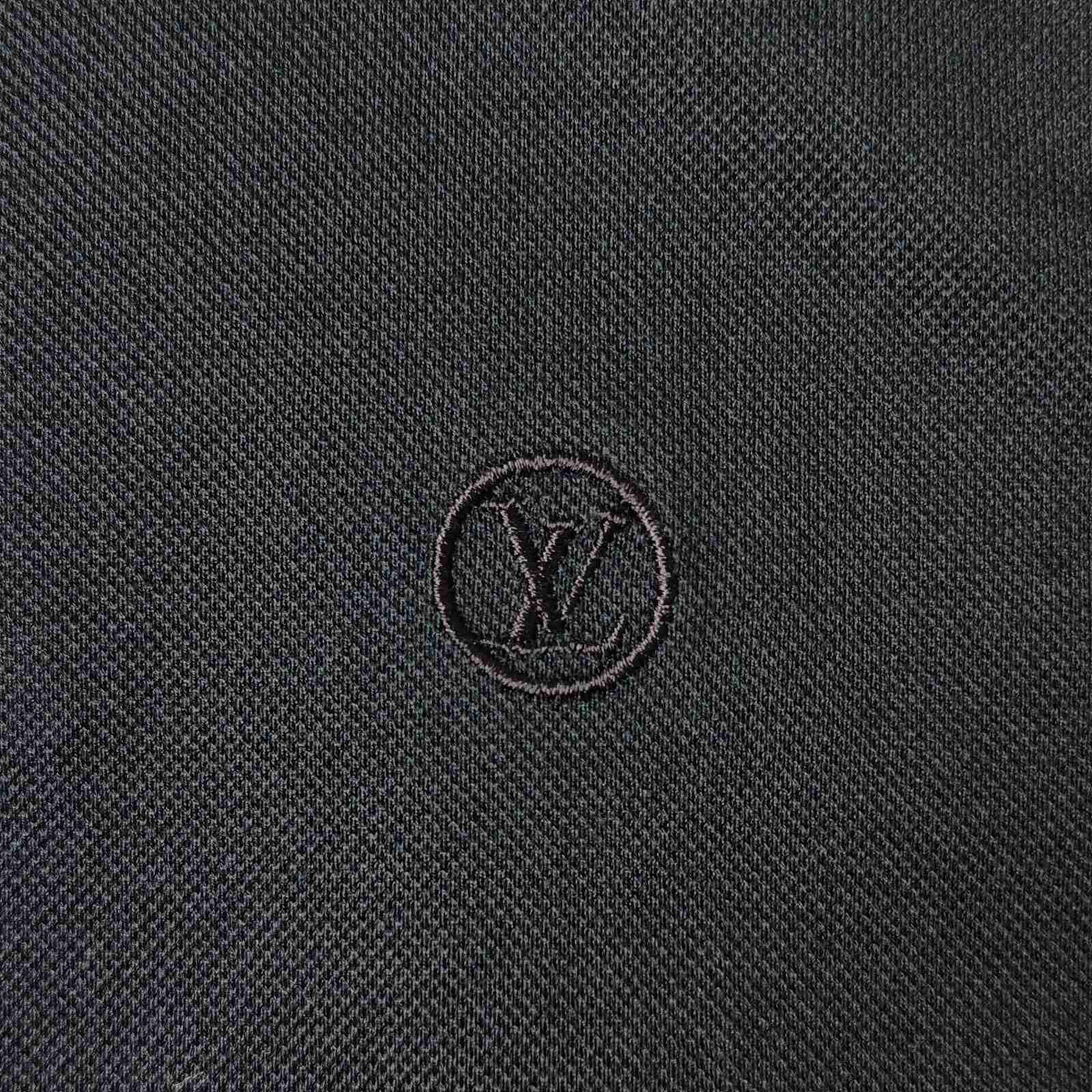 Louis Vuitton Louis Vuitton Embroidered Logo Polo Shirt Size L Size US L / EU 52-54 / 3 - 6 Thumbnail