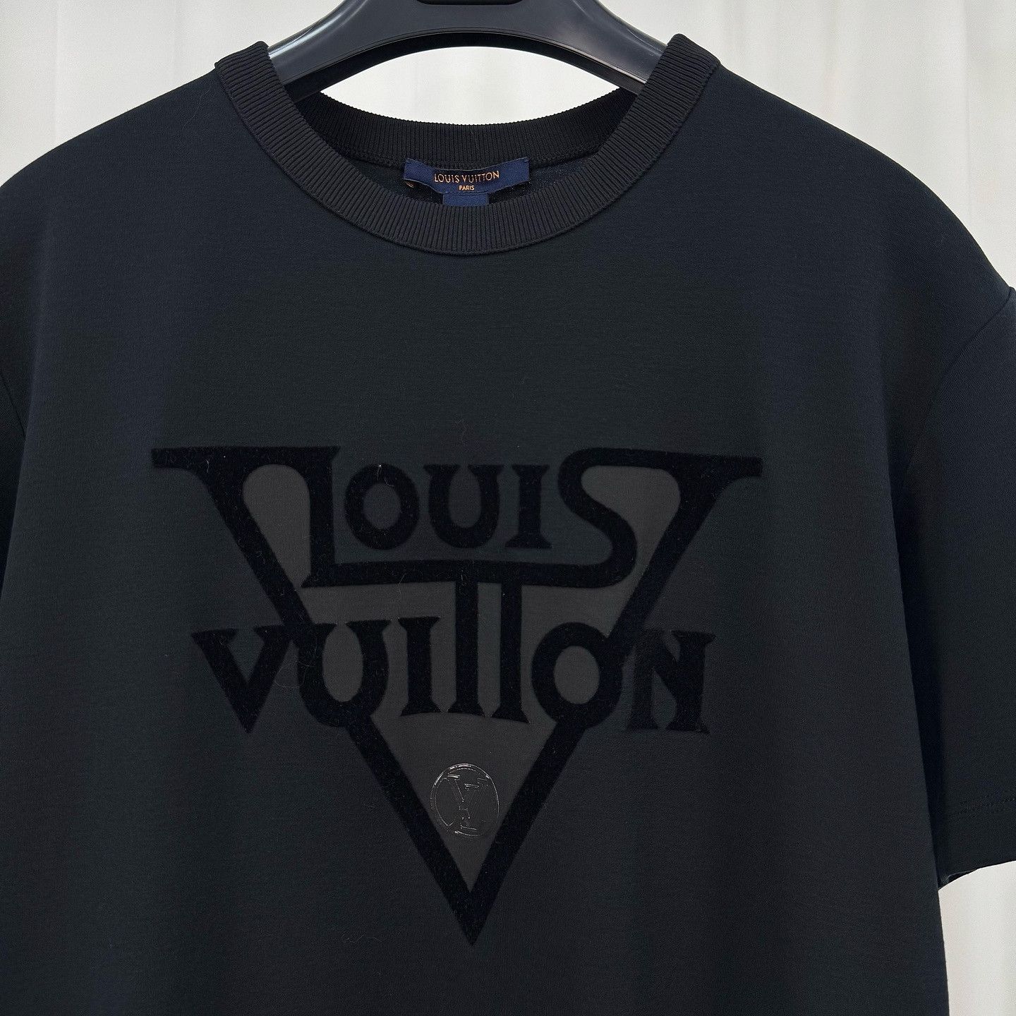 Louis Vuitton Louis Vuitton Midnight Logo T-Shirt Size L Size L / US 10 / IT 46 - 5 Thumbnail