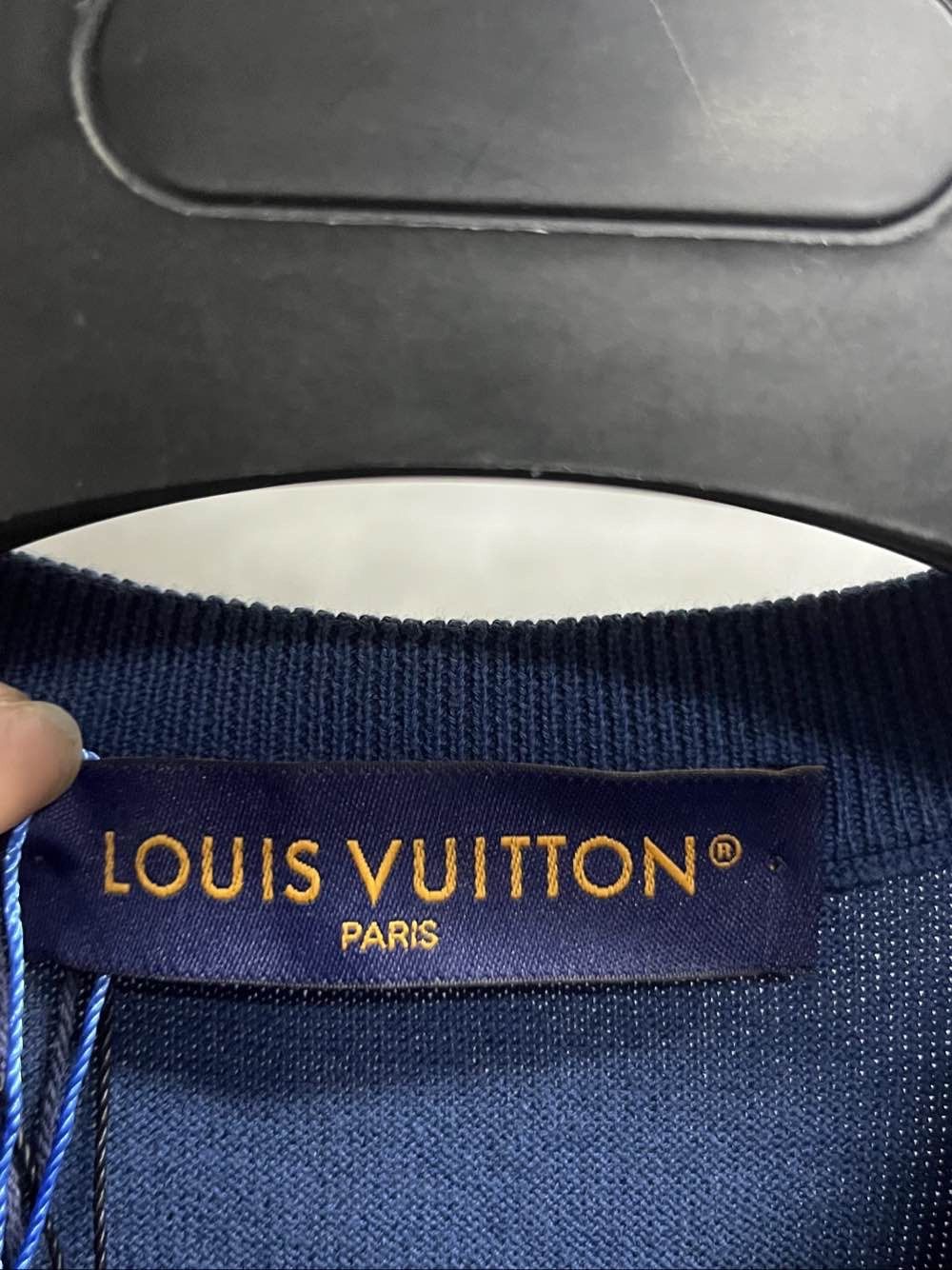 Louis Vuitton Louis Vuitton Logo Print T-Shirt Blue Size S Size US S / EU 44-46 / 1 - 3 Thumbnail