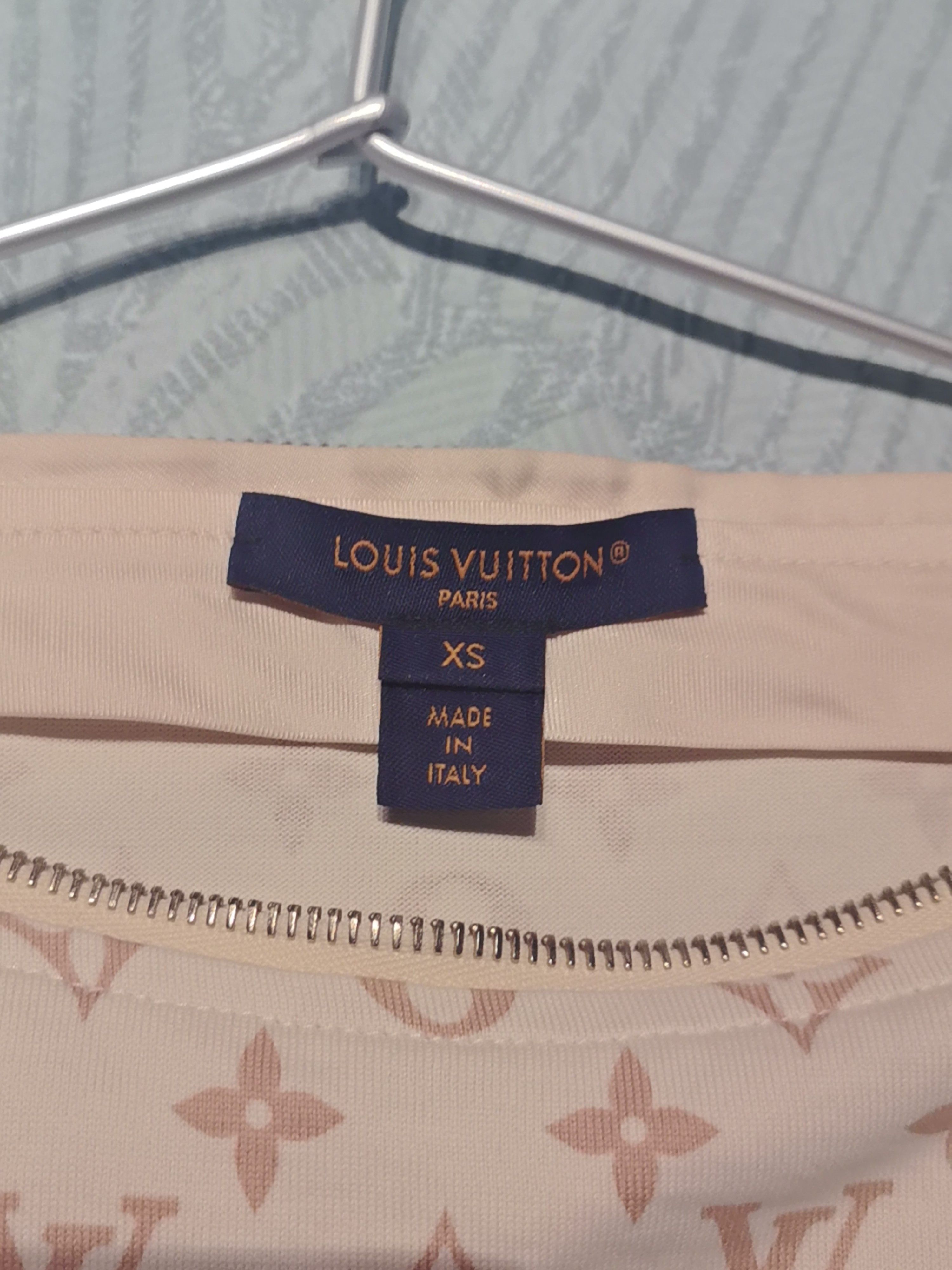 Louis Vuitton Louis Vuitton Monogram Short Sleeve T-Shirt Size XS Size XS / US 0-2 / IT 36-38 - 3 Thumbnail