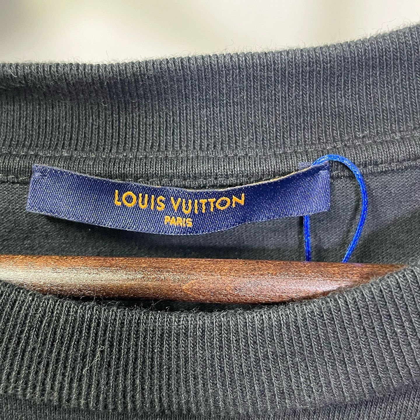Louis Vuitton Louis Vuitton Pocket T-Shirt Size XXL Size US XXL / EU 58 / 5 - 3 Thumbnail