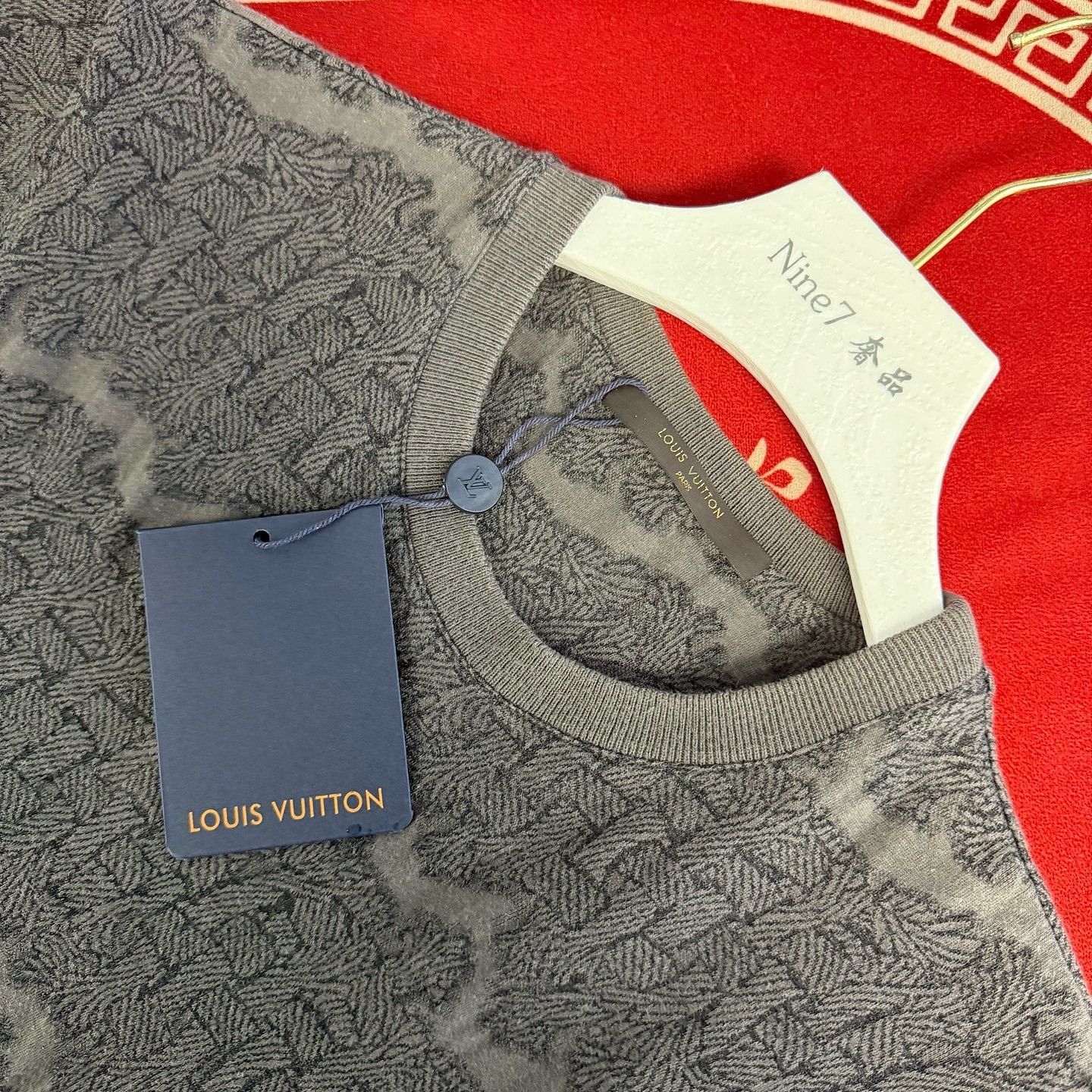 Louis Vuitton Louis Vuitton Wave Pattern Knit T-Shirt Size S Size US S / EU 44-46 / 1 - 3 Thumbnail