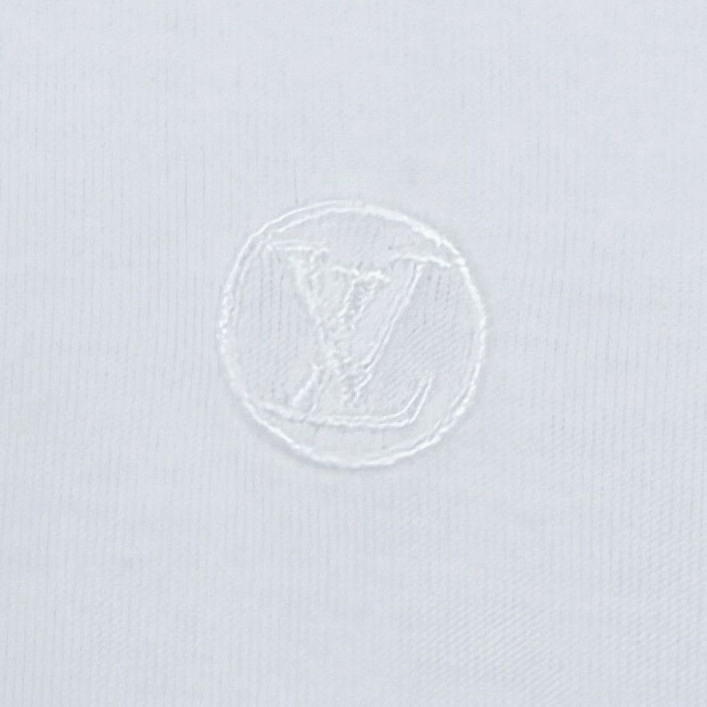 Louis Vuitton Louis Vuitton Embroidered Logo T-Shirt Size XL Size US XL / EU 56 / 4 - 5 Thumbnail