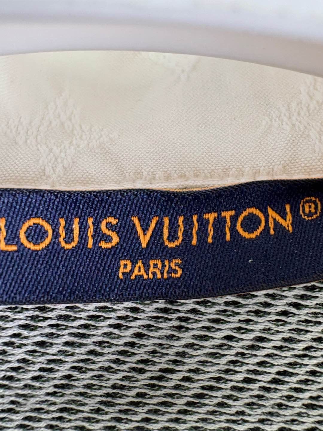 Louis Vuitton Louis Vuitton Striped Graphic Polo Shirt Size L Size US L / EU 52-54 / 3 - 3 Thumbnail
