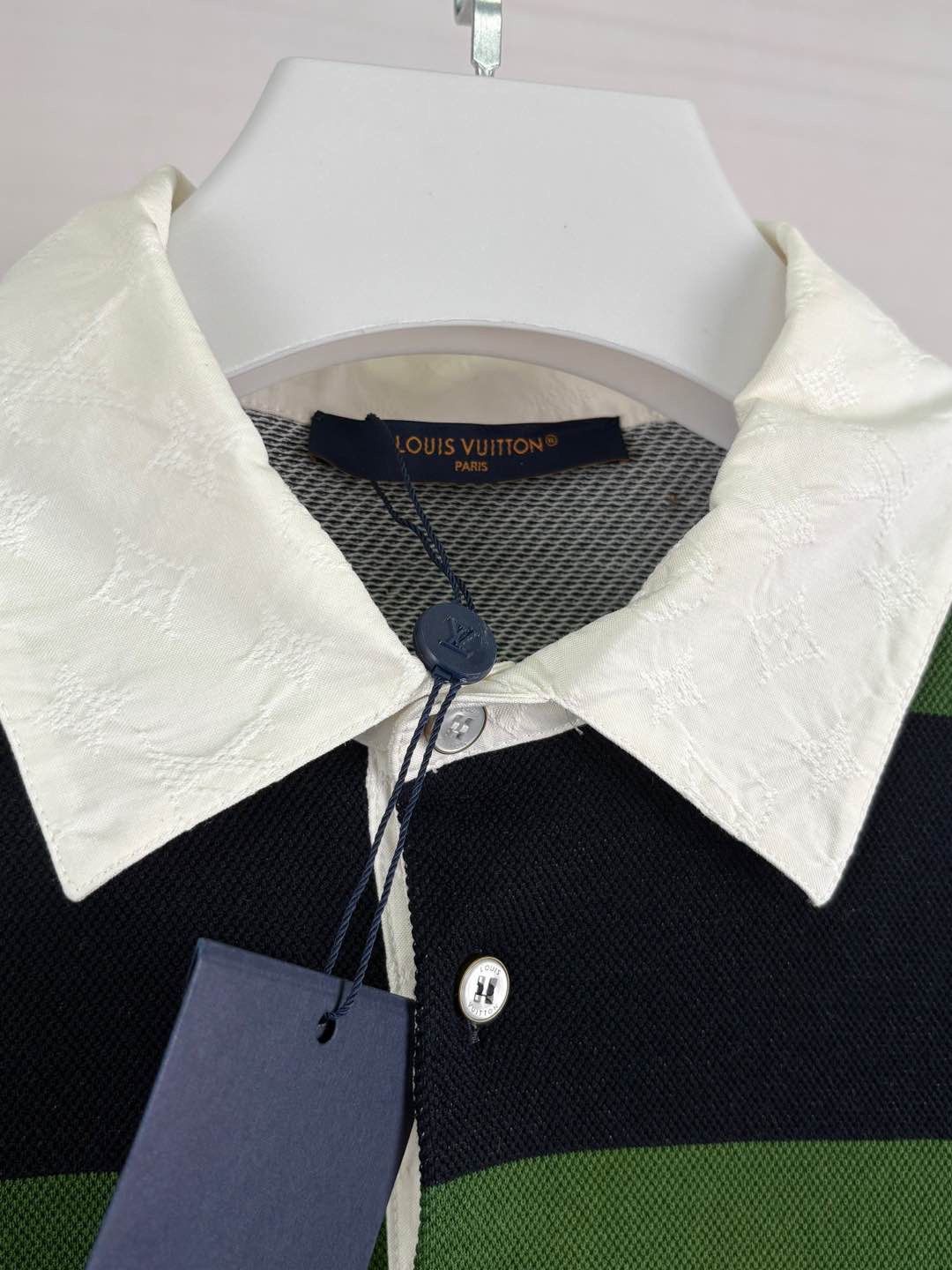 Louis Vuitton Louis Vuitton Striped Graphic Polo Shirt Size L Size US L / EU 52-54 / 3 - 5 Thumbnail