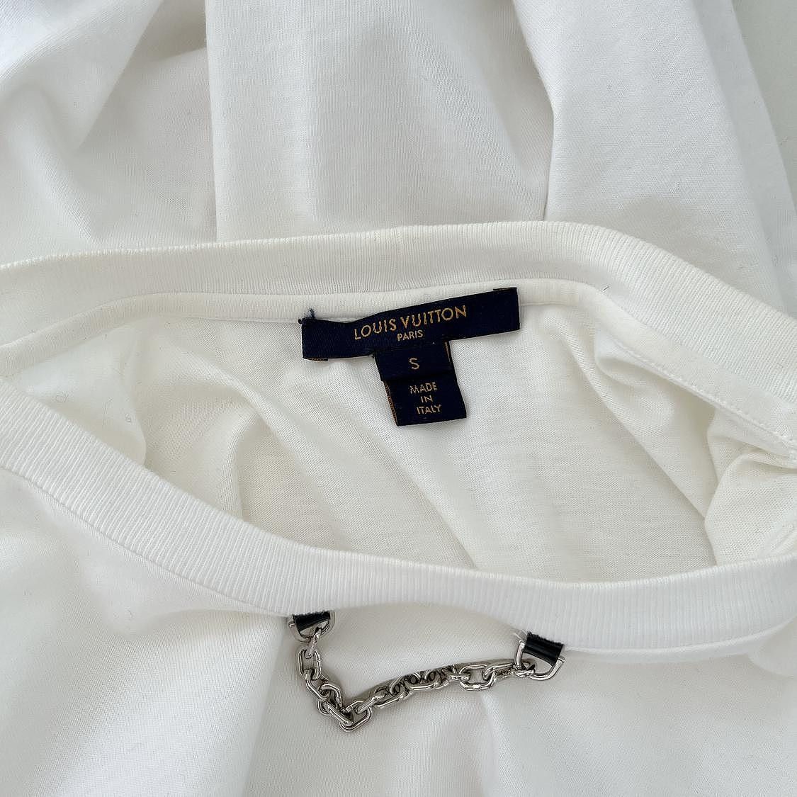 Louis Vuitton Louis Vuitton Chain Detail Graphic T-Shirt Size S Size S / US 4 / IT 40 - 10 Thumbnail
