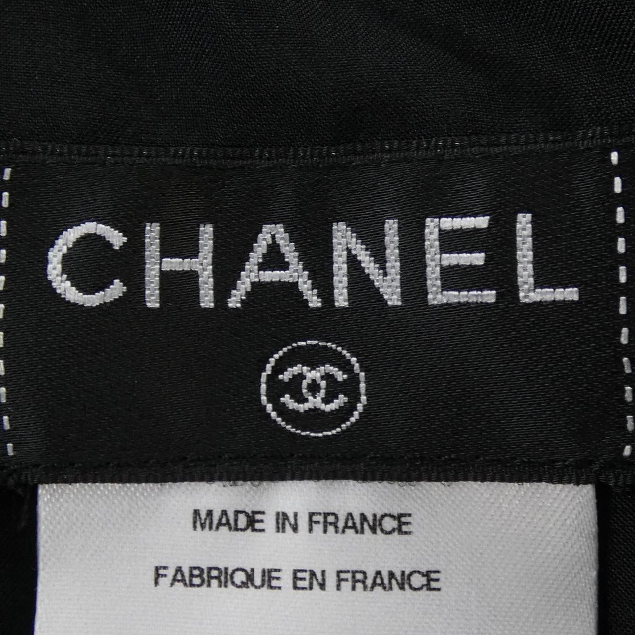 Chanel Chanel Chanel Skirt Others Skirts P45897W05279 DUTY FREE for USA Size ONE SIZE - 5 Thumbnail