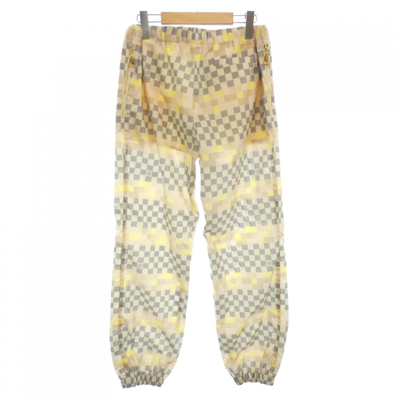 Louis Vuitton Louis Vuitton Louis Vuitton Pixel Damier Jogging Pants Textile Pants FNPA23PY4 DUTY FREE for USA Size ONE SIZE - 2 Thumbnail