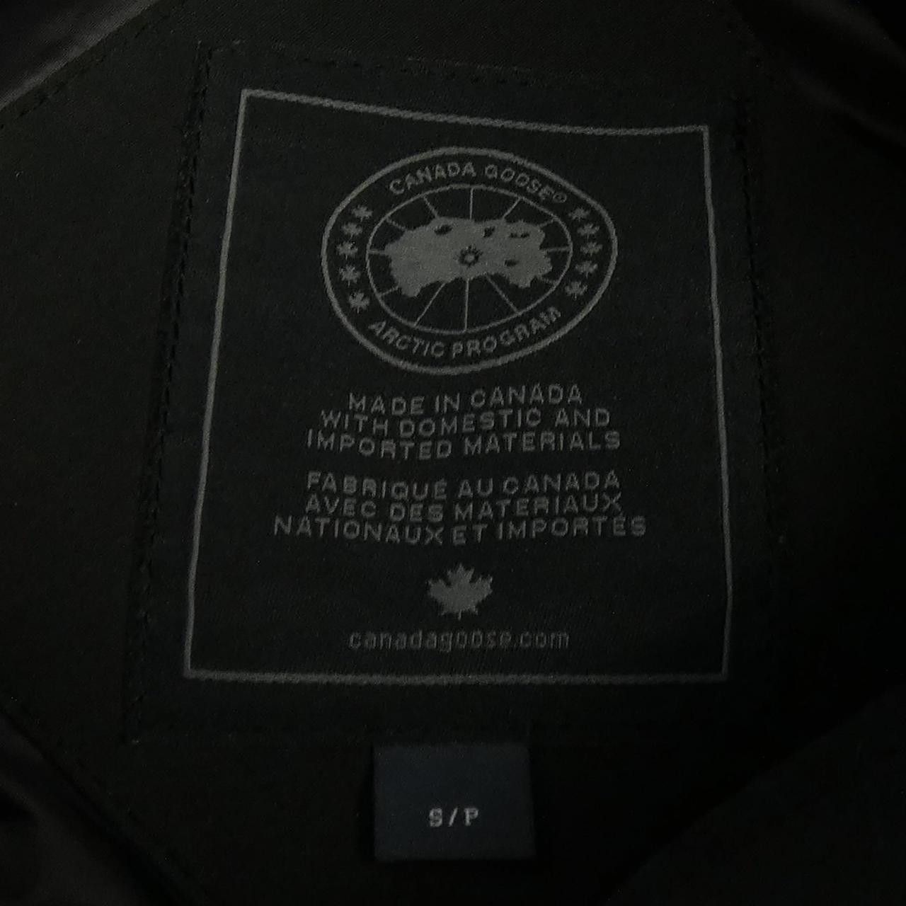 Canada Goose Canada Goose Canada Goose Kinley Down Coat Textile Outerwear 3811LB DUTY FREE for USA Size ONE SIZE - 4 Thumbnail