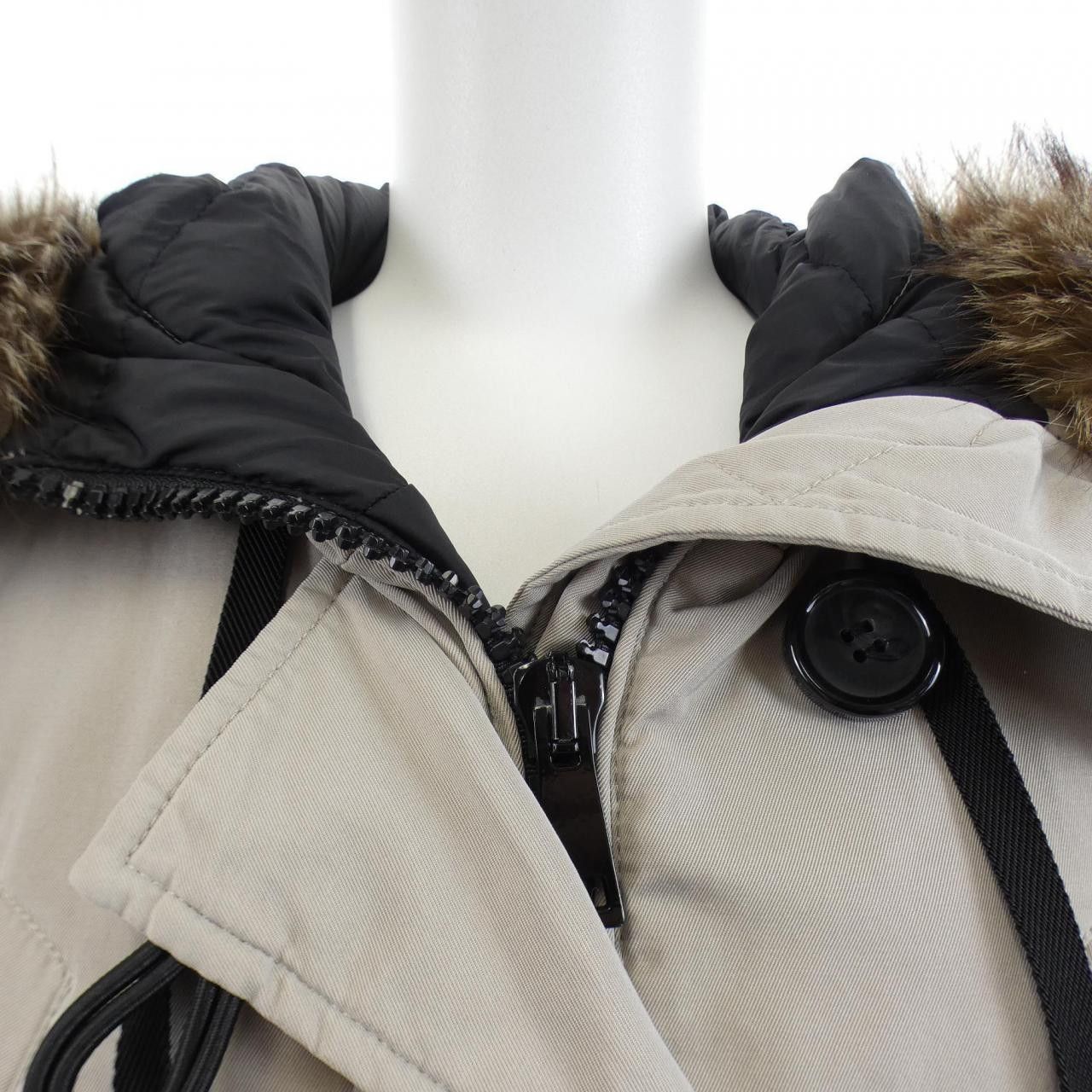 Moncler Moncler Moncler AREDHEL Down Coat Textile Outerwear AREDHEL DUTY FREE for USA Size ONE SIZE - 5 Thumbnail