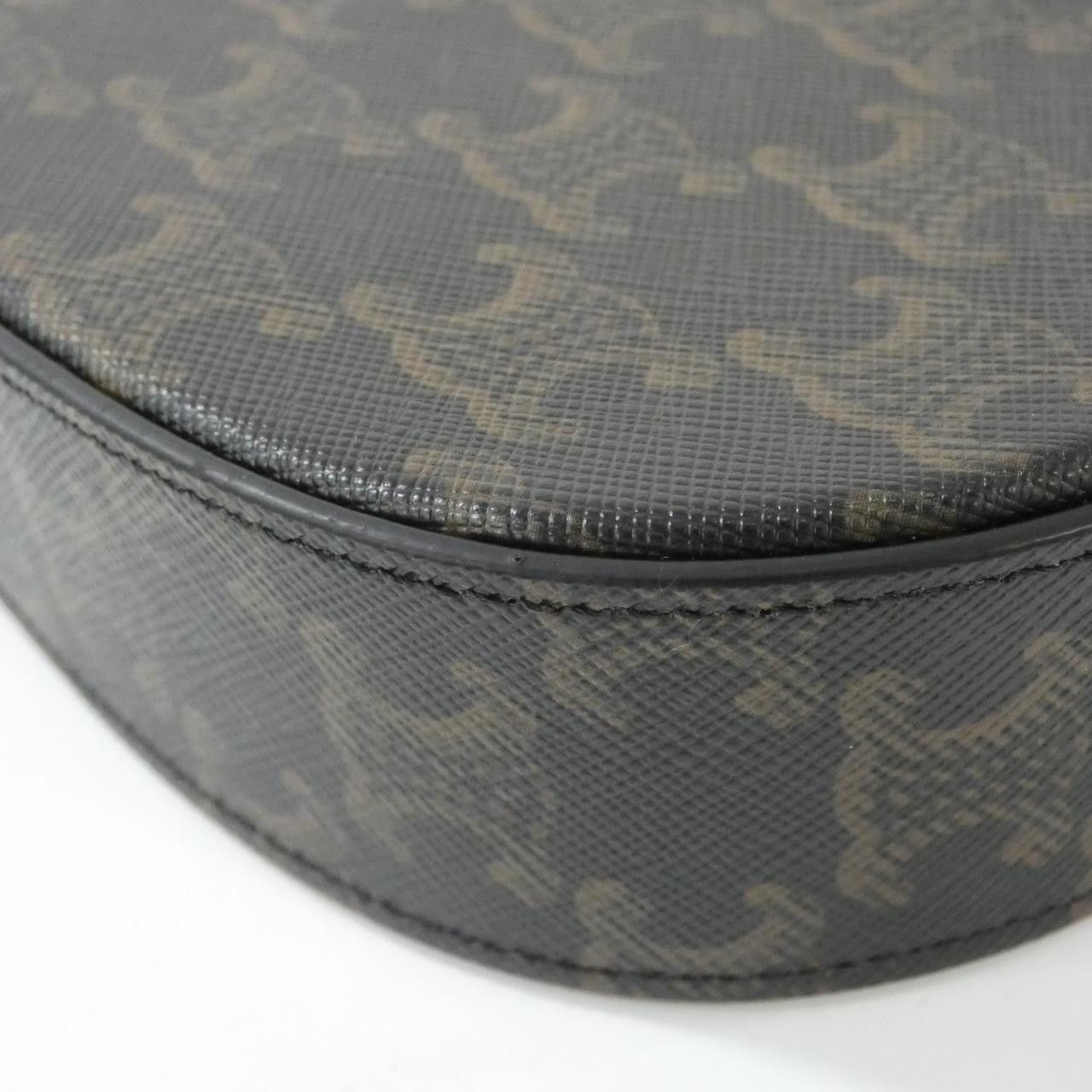 Celine Celine Celine Medium Tilly Triomphe Canvas Shoulder Bag Textile Shoulder Bag 115702CUZ DUTY FREE for USA Size ONE SIZE - 3 Thumbnail